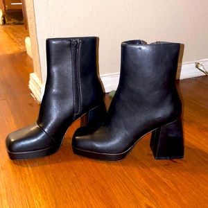 Forever 21 chunky boots